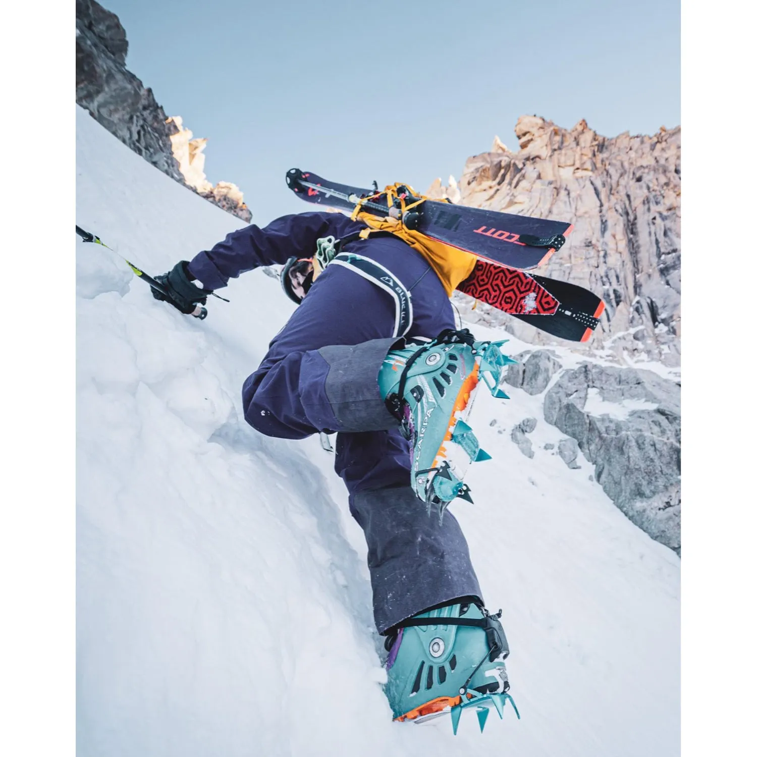Blue Ice Harfang Tour Crampon